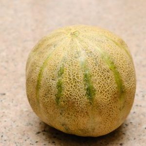 Que faire si le melon n'est pas mûr: règles de stockage pour la maturation des fruits et conseils pour choisir