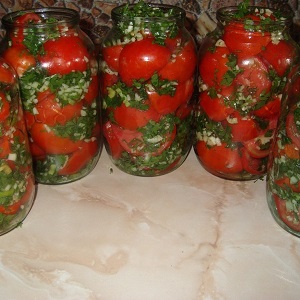 Top 10 des recettes de tomates insolites pour l'hiver: comment cuisiner délicieusement les tomates et les rouler correctement