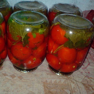 Top 10 des recettes de tomates insolites pour l'hiver: comment cuisiner délicieusement les tomates et les rouler correctement