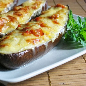 L'aubergine peut-elle ou non être utilisée pour le diabète de type 2: avantages et inconvénients, recettes