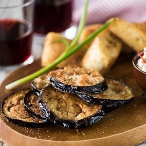 L'aubergine peut-elle ou non être utilisée pour le diabète de type 2: avantages et inconvénients, recettes