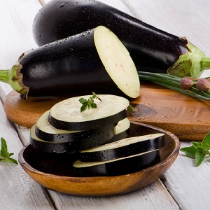 L'aubergine peut-elle ou non être utilisée pour le diabète de type 2: avantages et inconvénients, recettes