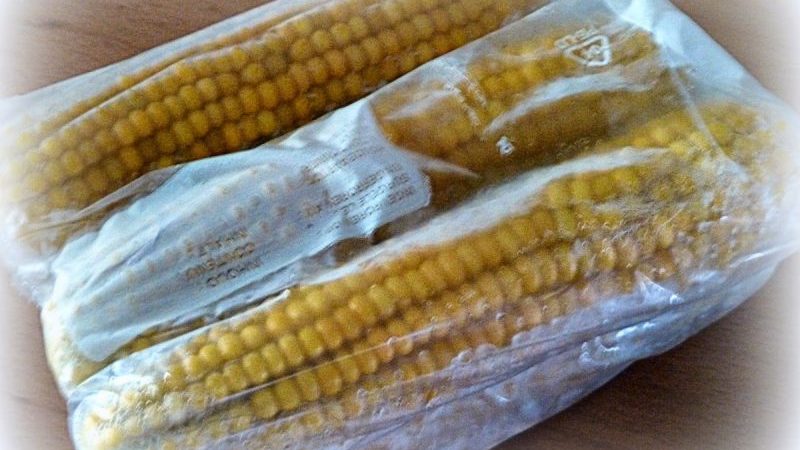 Où et comment stocker le maïs en épi à la maison: conditions optimales et durée de conservation