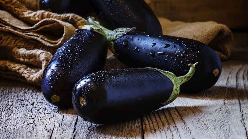 Comment conserver correctement les aubergines à la maison jusqu'à l'hiver