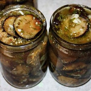 Comme il est facile mais très savoureux de préparer des aubergines pour l'hiver