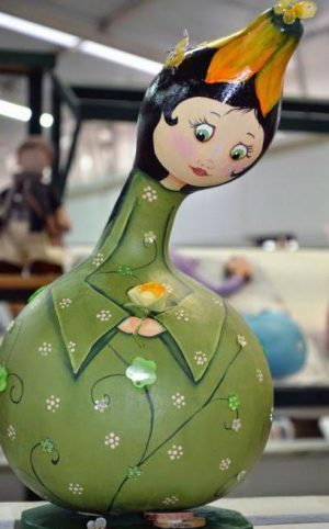 Examen de la variété Lagenarii Goose dans les pommes: ce qui est bon et pourquoi cela vaut-il la peine de le cultiver sur votre site