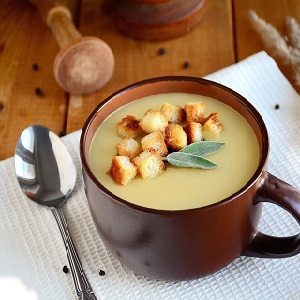 Pouvez-vous manger des pommes de terre pendant l'allaitement?