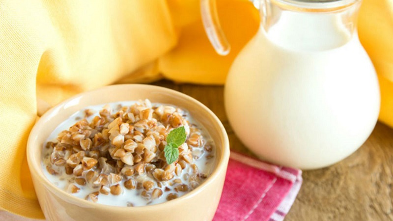 Comment passer correctement une journée de jeûne avec du sarrasin et du kéfir et combien vous pouvez perdre du poids avec un tel régime