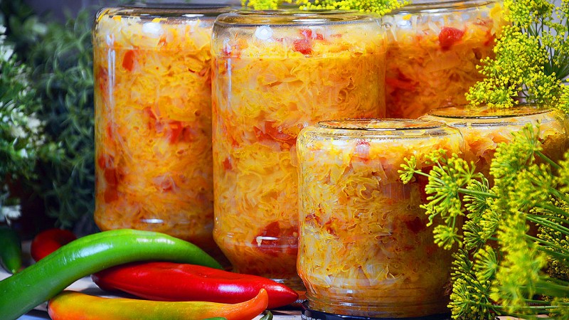 Cuire une vinaigrette pour soupe aux carottes pour l'hiver