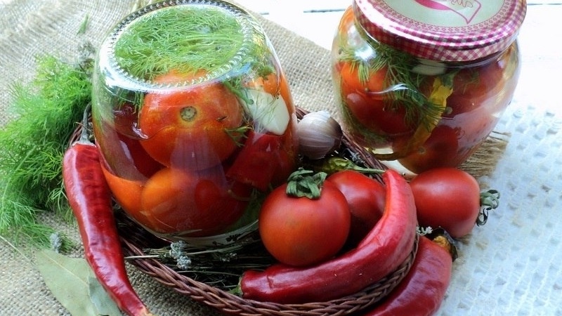 Des recettes étonnantes de tomates au céleri pour l'hiver