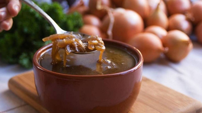 Perte de poids rapide et délicieuse sur soupe à l'oignon