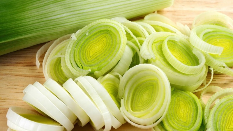 Comment cuisiner et manger de la soupe aux poireaux pour perdre du poids