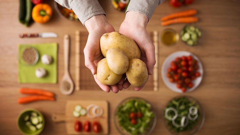 Pommes de terre pour perdre du poids: est-il possible de les manger au régime et sous quelle forme