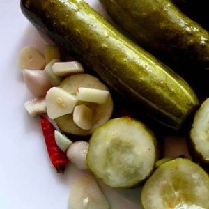 Comment préparer des concombres tranchés pour l'hiver: les recettes les plus délicieuses