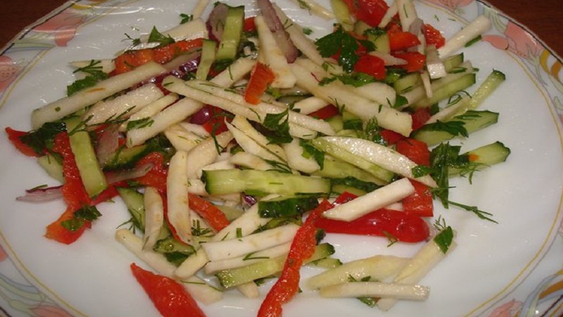 Quelles sont les caractéristiques du céleri de pomme et pourquoi il vaut la peine de le cultiver