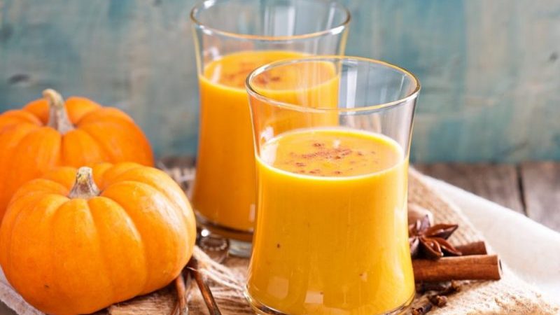 Pourquoi le jus de citrouille est bon: nous préparons une boisson saine selon les meilleures recettes et roulons pour l'hiver