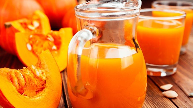 Pourquoi le jus de citrouille est bon: nous préparons une boisson saine selon les meilleures recettes et roulons pour l'hiver