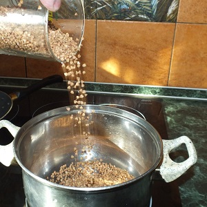 Qu'est-ce que le sarrasin non moulu et comment le cuire correctement