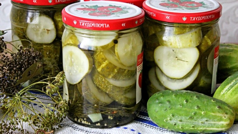 Caractéristiques du marinage de gros concombres