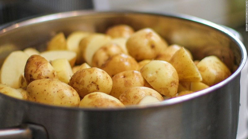 Pommes de terre bouillies pour perdre du poids: peuvent-elles être consommées au régime