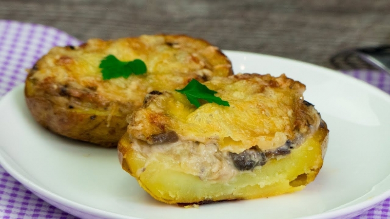 Qualités gustatives des pommes de terre: quel type de pomme de terre a le goût et de quoi cela dépend