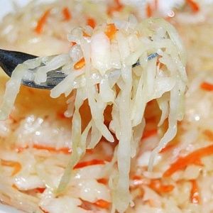 Recettes simples, rapides et très savoureuses pour saler le chou pour l'hiver