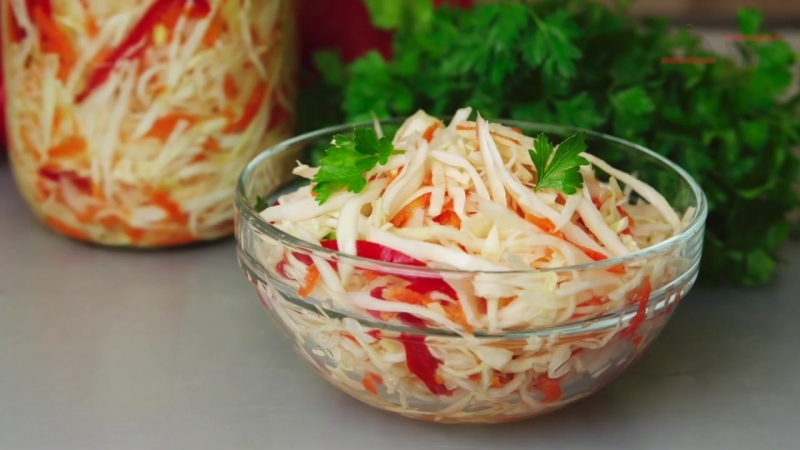 Comment préparer délicieusement la choucroute au poivron pour l'hiver