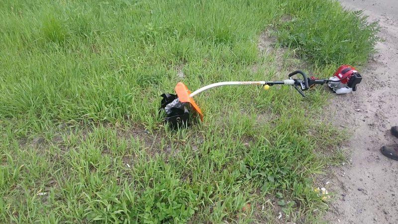 À quoi ressemble l'accessoire coupe-pommes de terre et comment l'utiliser correctement