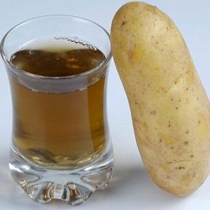 Traitement de l'estomac avec du jus de pomme de terre