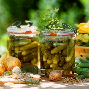 Les meilleures recettes de concombres marinés croustillants en pots