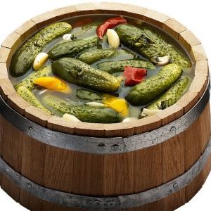 Instructions étape par étape à faire soi-même pour saler les concombres dans un baril