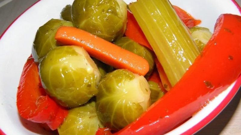 Les meilleures recettes pour saler les choux de Bruxelles pour l'hiver