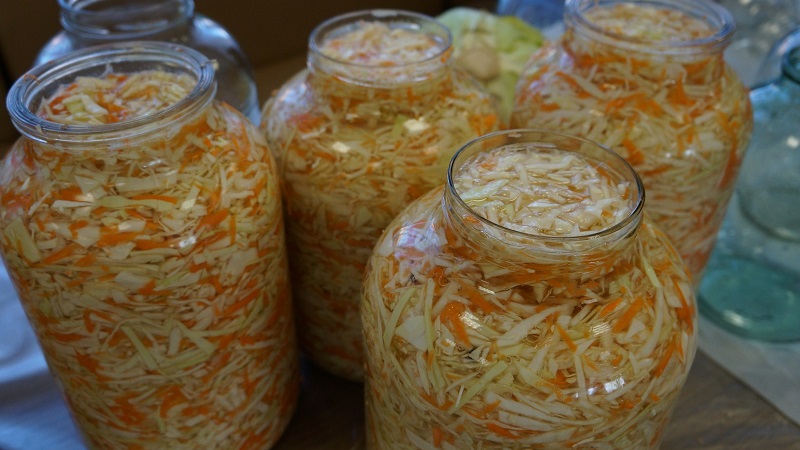 Recettes simples et délicieuses pour saler le chou en saumure avec du sel et du sucre