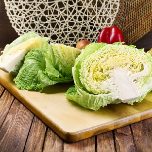 Bricolage: est-il possible de saler le chou de Savoie pour l'hiver et comment bien le faire