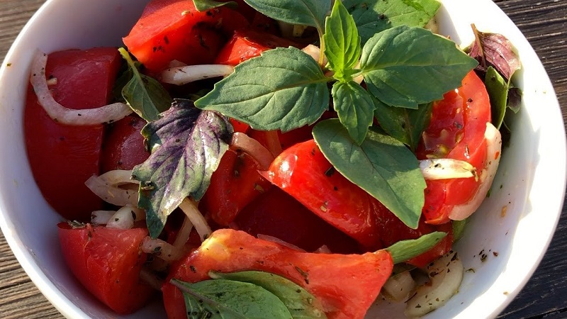 Comment préparer et prendre des produits de perte de poids au basilic