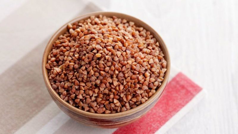 Le sarrasin cru est-il utile et peut-il être consommé comme ça?