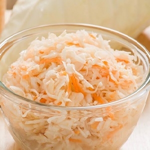 Les recettes les plus simples et les plus délicieuses de chou croustillant salé en saumure pour l'hiver