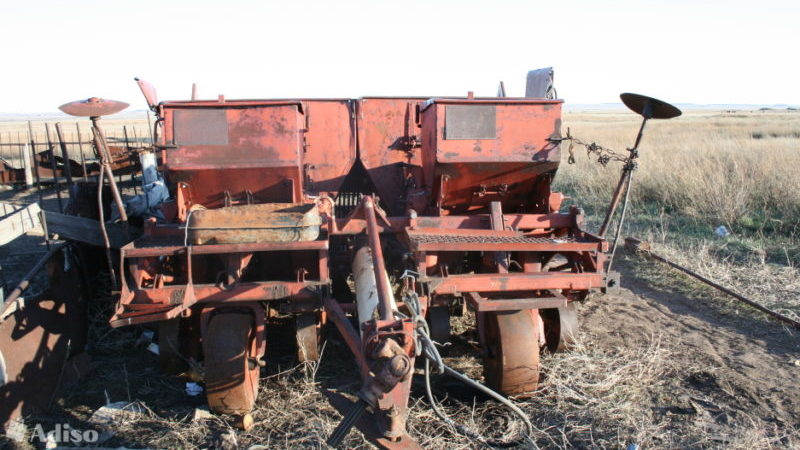 Examen du planteur de pommes de terre KSM 4: caractéristiques, mode d'emploi et avis