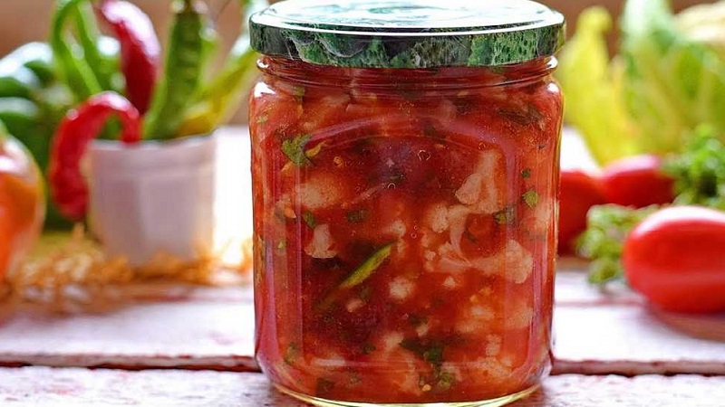 Recettes simples pour un délicieux chou-fleur à Adjika pour l'hiver