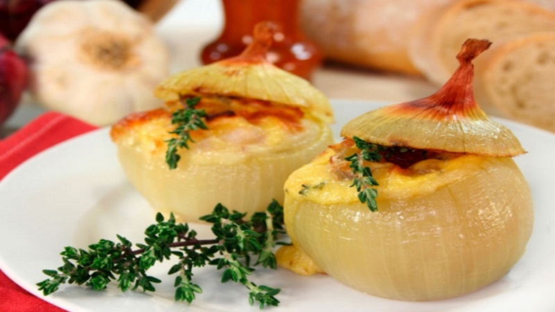 Est-il possible de manger des oignons atteints de diabète sucré de type 2: avantages et inconvénients, taux de consommation