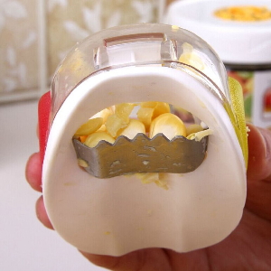 Comment nettoyer le maïs des céréales à la maison: les meilleurs hacks de la vie pour un traitement rapide d'un légume