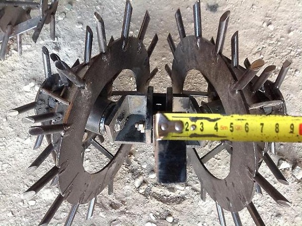 Comment les hérissons sont-ils faits pour désherber les pommes de terre et pourquoi sont-ils nécessaires?